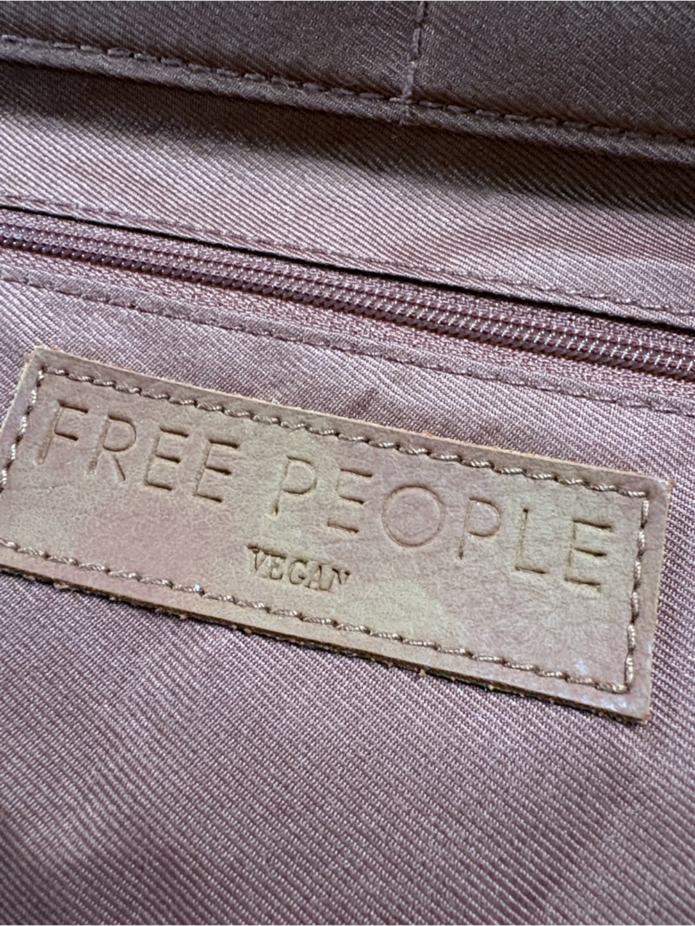 Free People Wallet - Picture 13 of 13